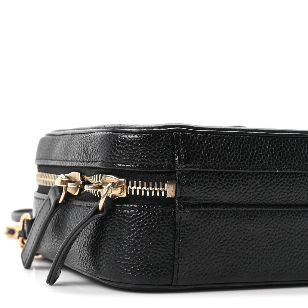 Caviar Quilted Small CC Filigree Vanity Case Black