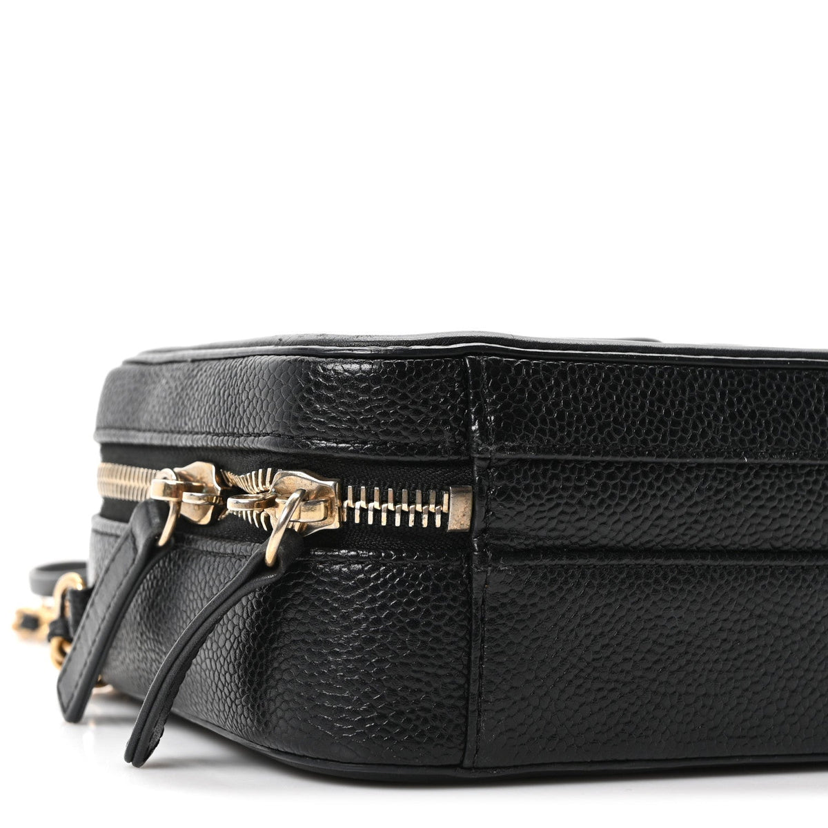 Caviar Quilted Small CC Filigree Vanity Case Black