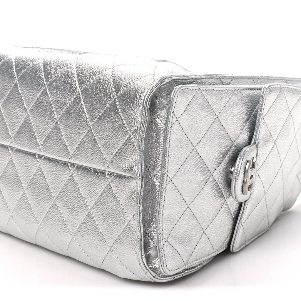 Metallic Caviar Quilted Small Chanel 25 Handbag Silver