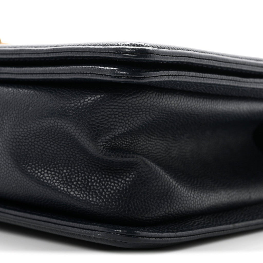 Caviar Quilted Medium Boy Flap Navy