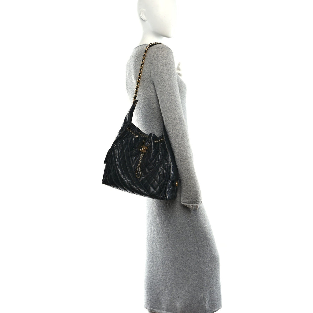 Shiny Crumpled Calfskin Quilted Medium Chanel 25 Handbag Black
