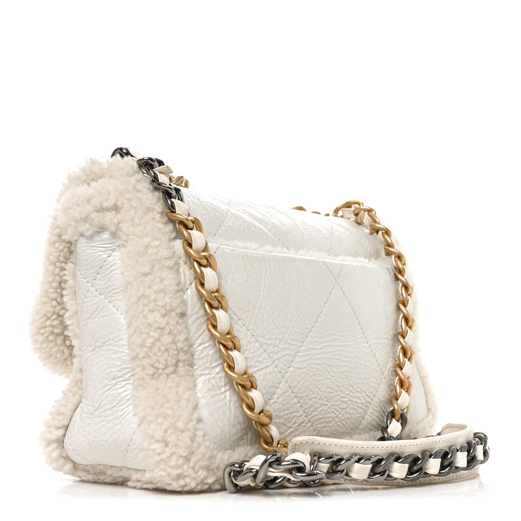 Crumpled Calfskin Shearling Sheepskin Medium Chanel 19 Flap White