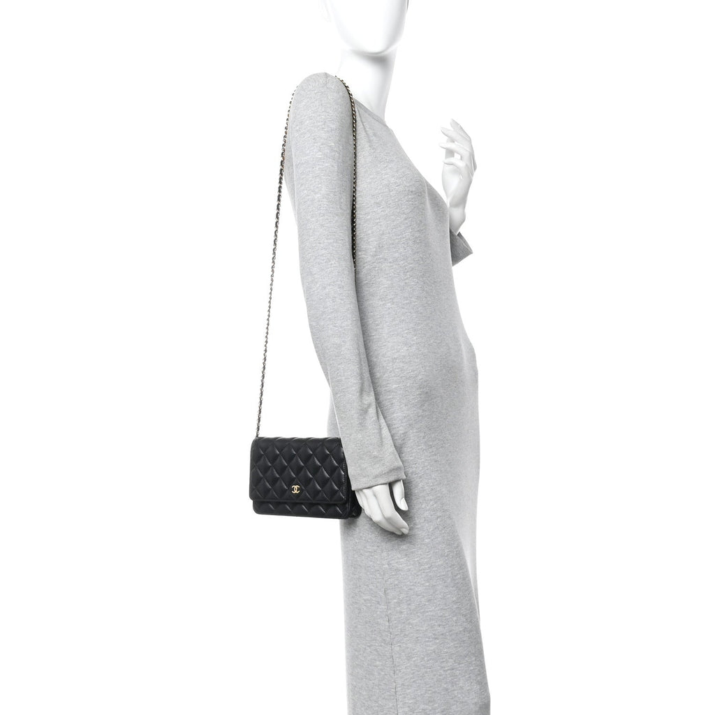 Lambskin Quilted Wallet On Chain WOC Black