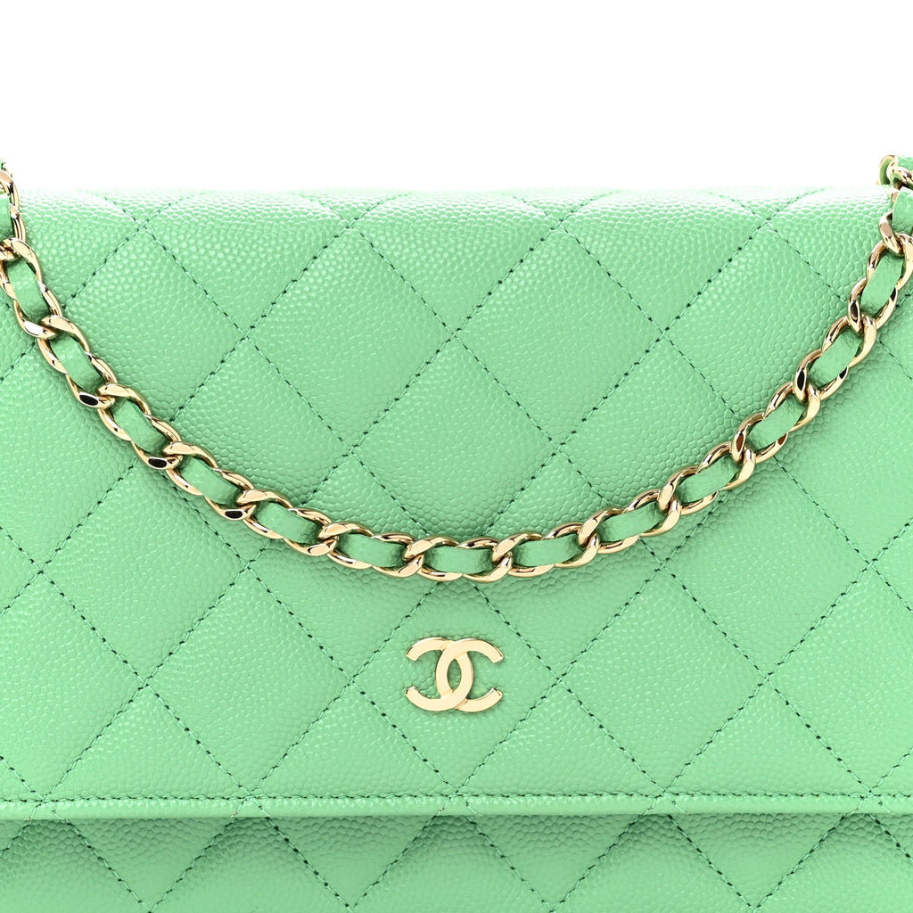 Caviar Quilted Wallet On Chain WOC Green