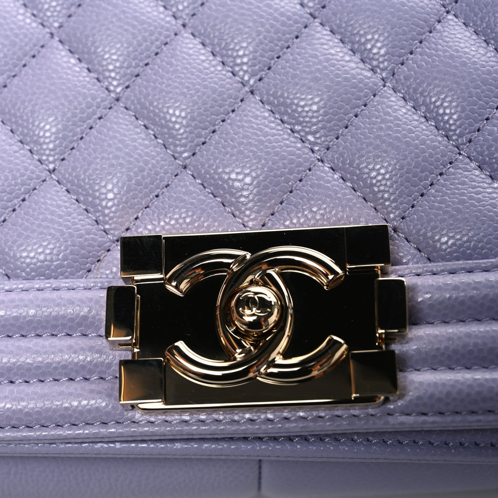 Caviar Quilted Medium Boy Flap Light Purple