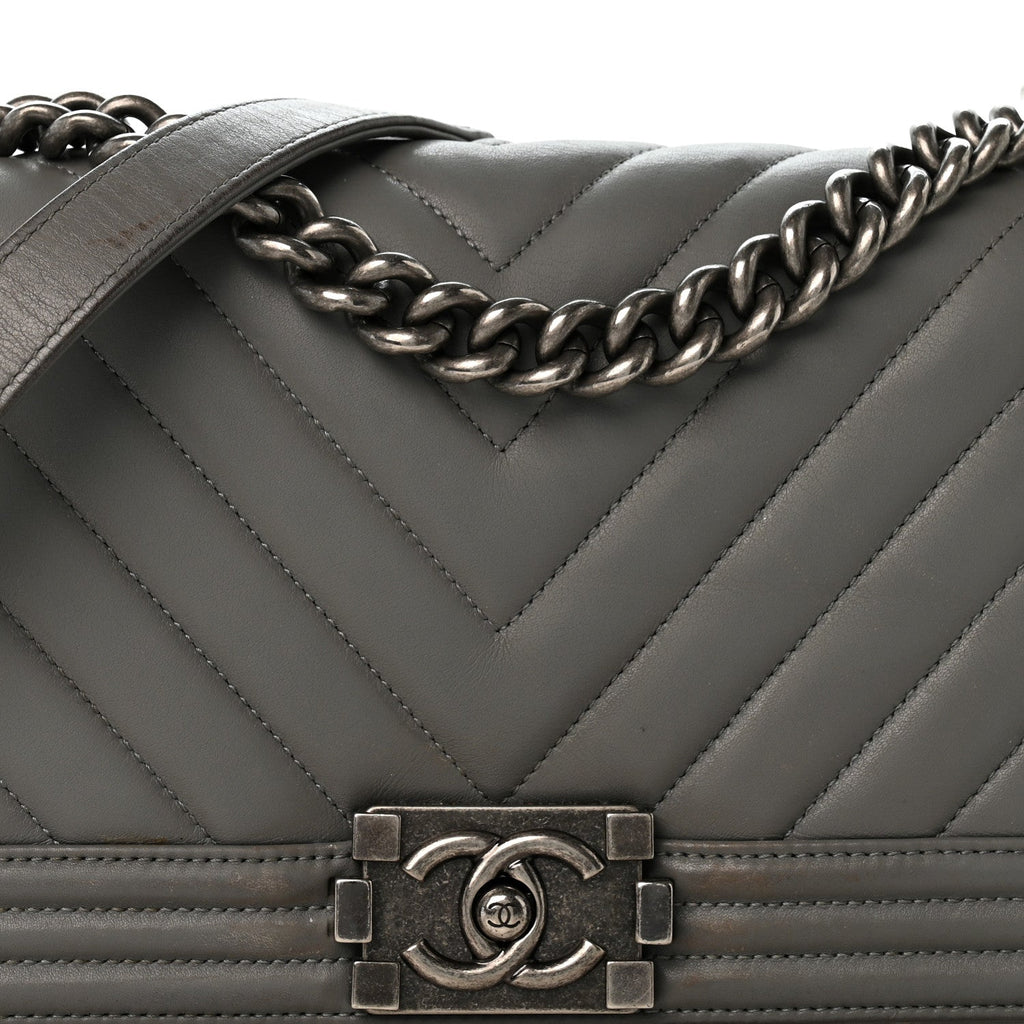 Lambskin Chevron Quilted Medium Boy Flap Grey