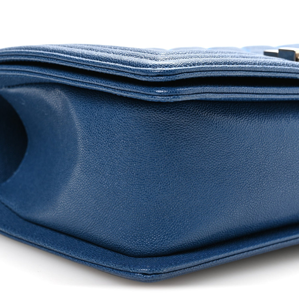Iridescent Caviar Quilted Medium Boy Flap Blue