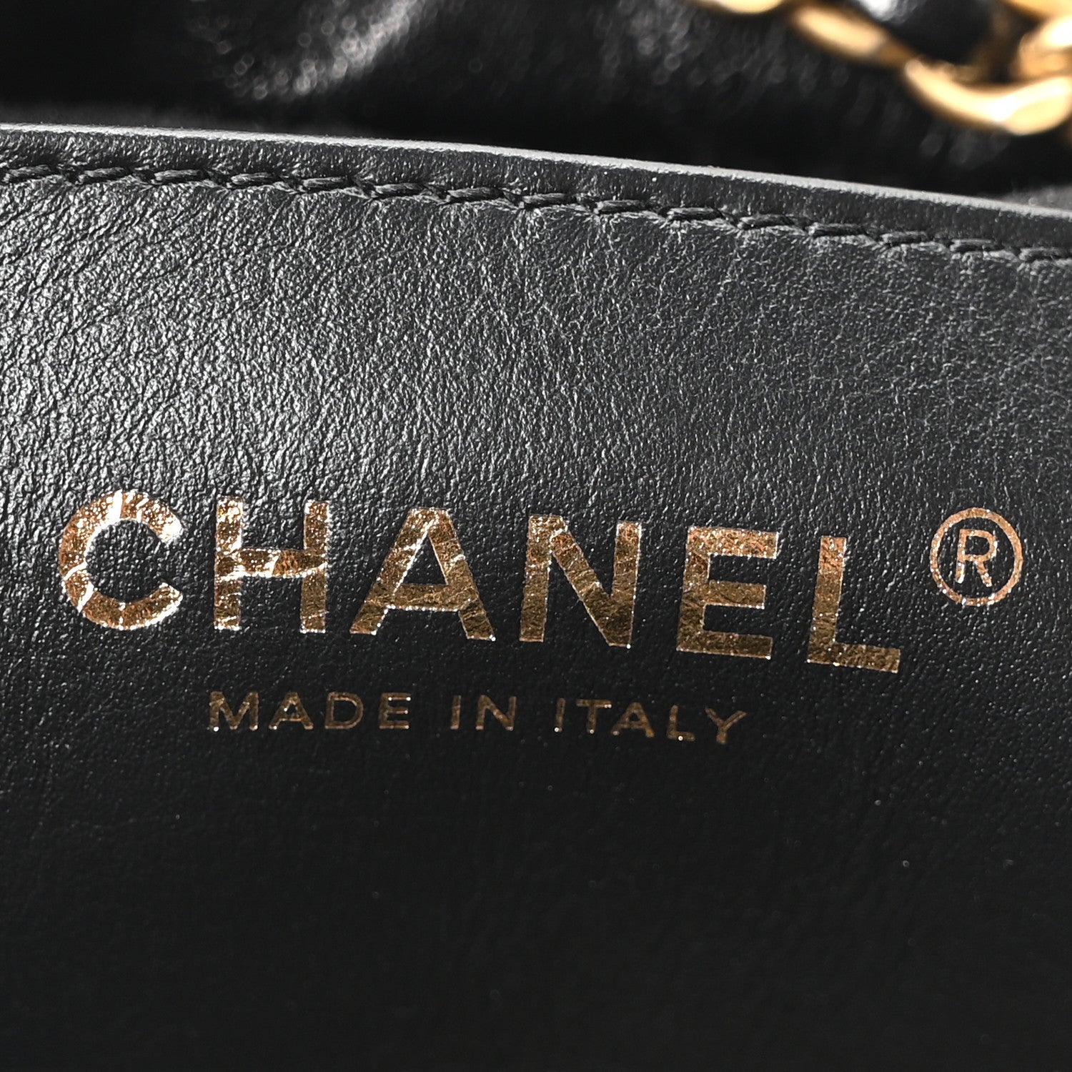 Shiny Crumpled Calfskin Quilted Pearl Mini Chanel 22 Black