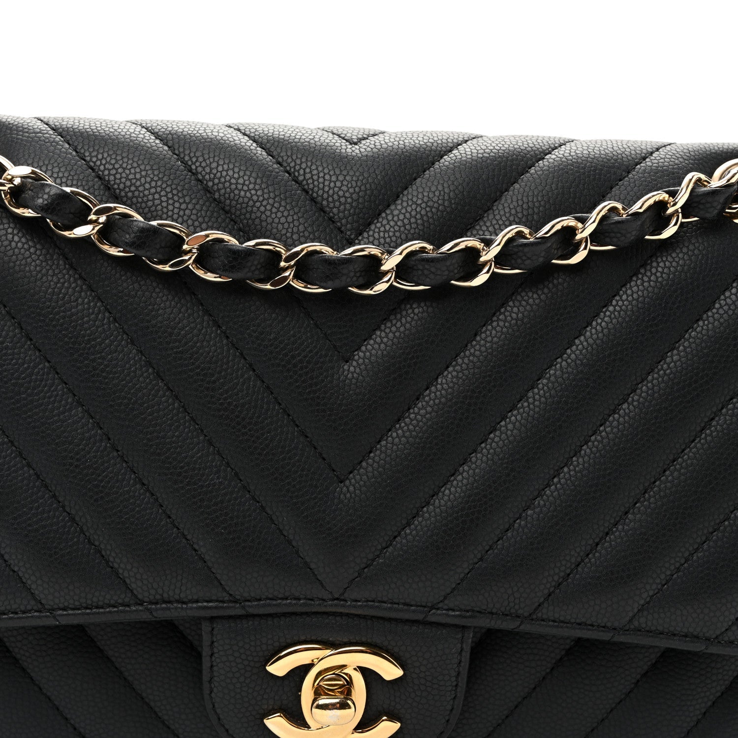 Matte Caviar Chevron Quilted Medium Double Flap Black