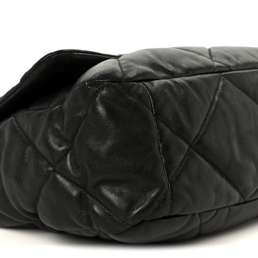 Lambskin Quilted Maxi Chanel 19 Flap Black