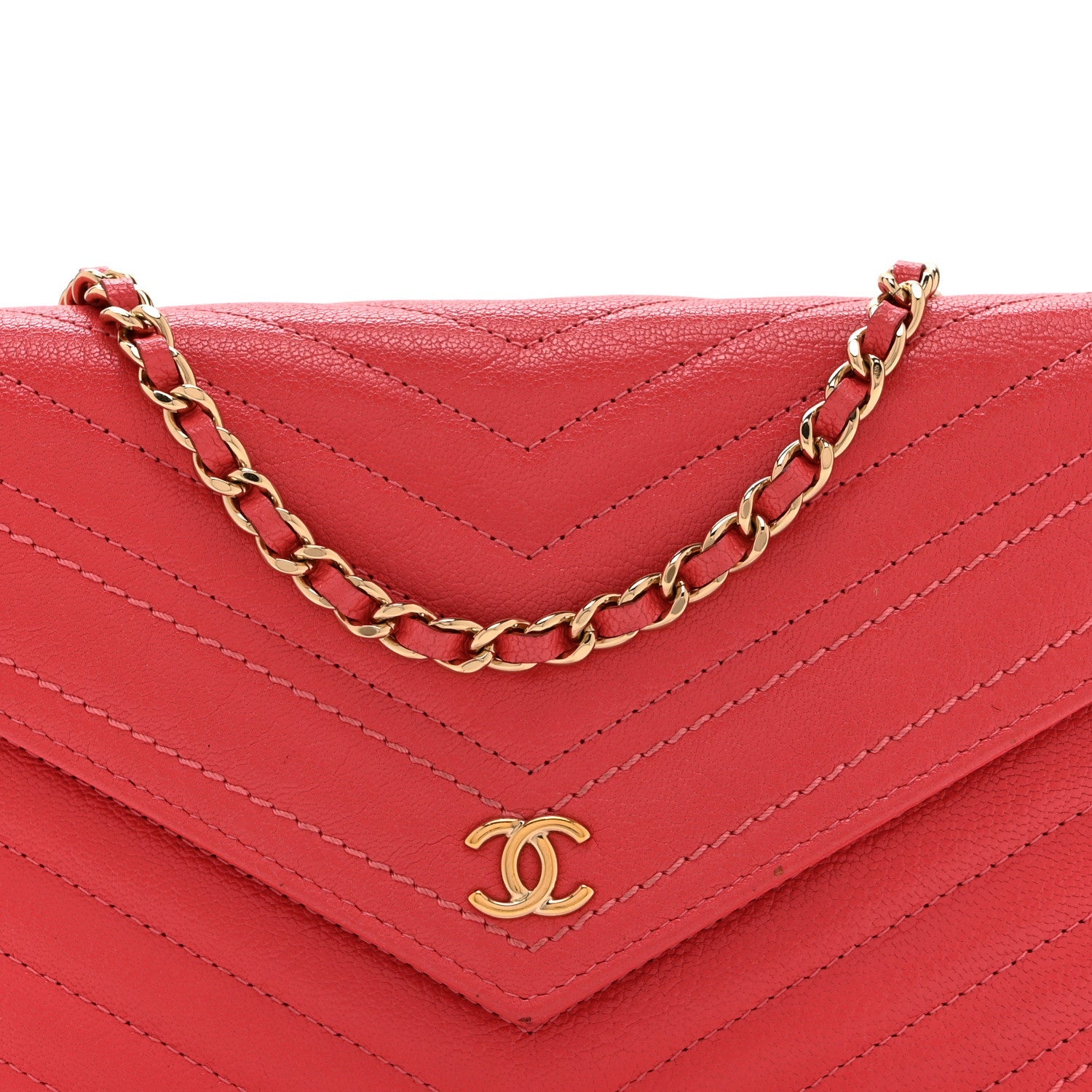 Shiny Goatskin Chevron Quilted Statement Wallet On Chain WOC Red
