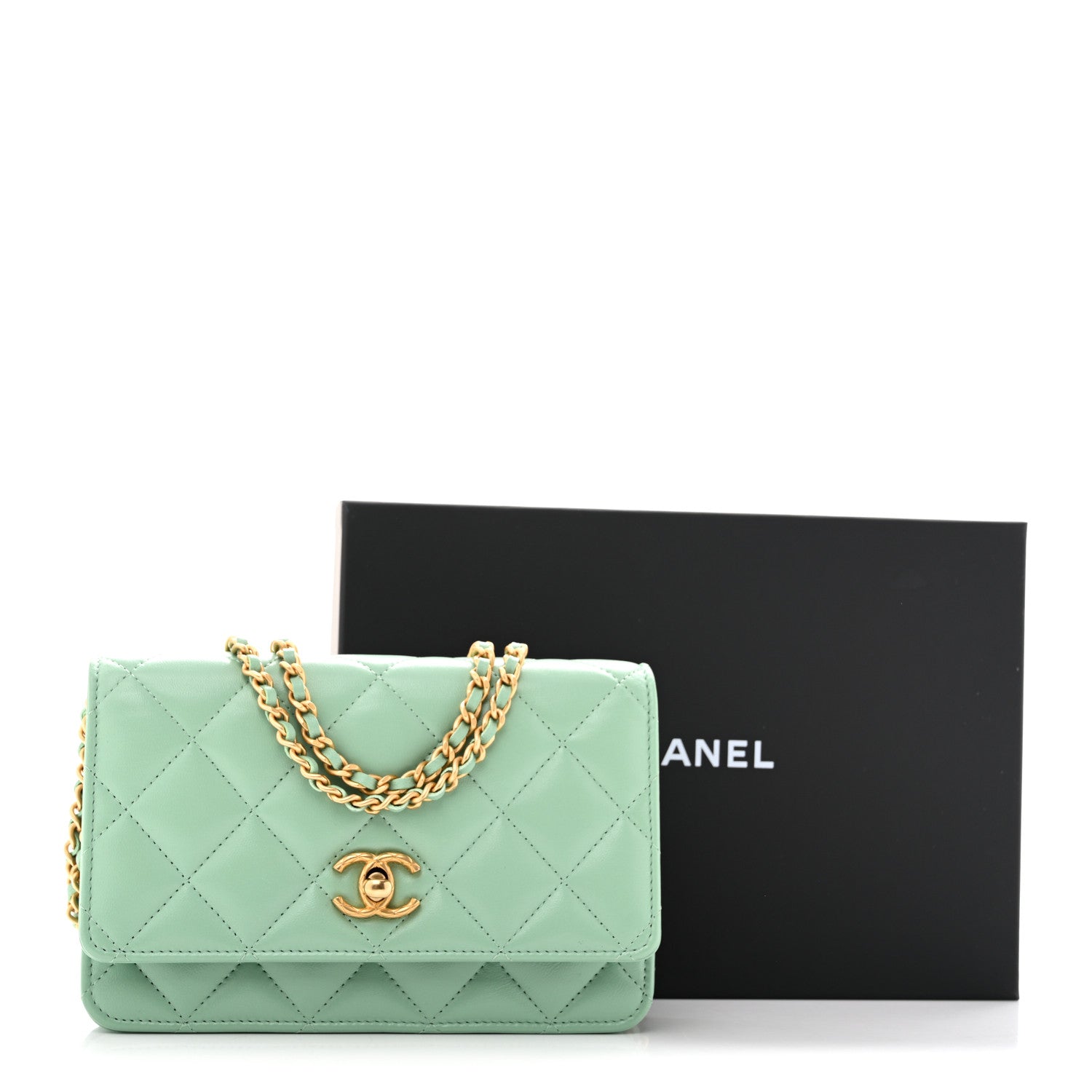 Lambskin Quilted Logo WOC Wallet On Chain Green