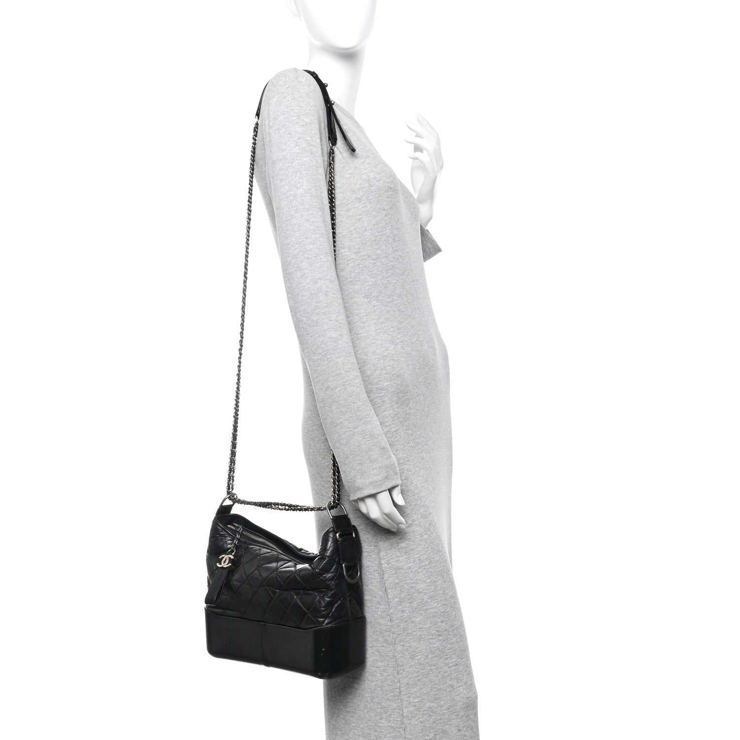 Aged Calfskin Quilted Medium Gabrielle Hobo Black