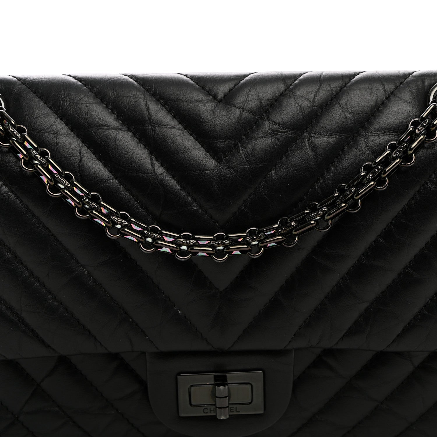 Aged Calfskin Chevron Quilted 2.55 Reissue 225 Flap So Black