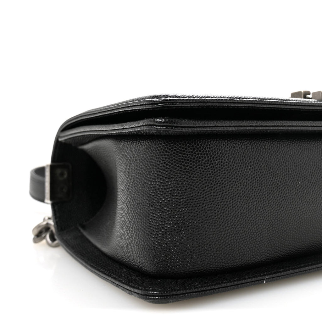 Caviar Quilted Medium Boy Flap Black