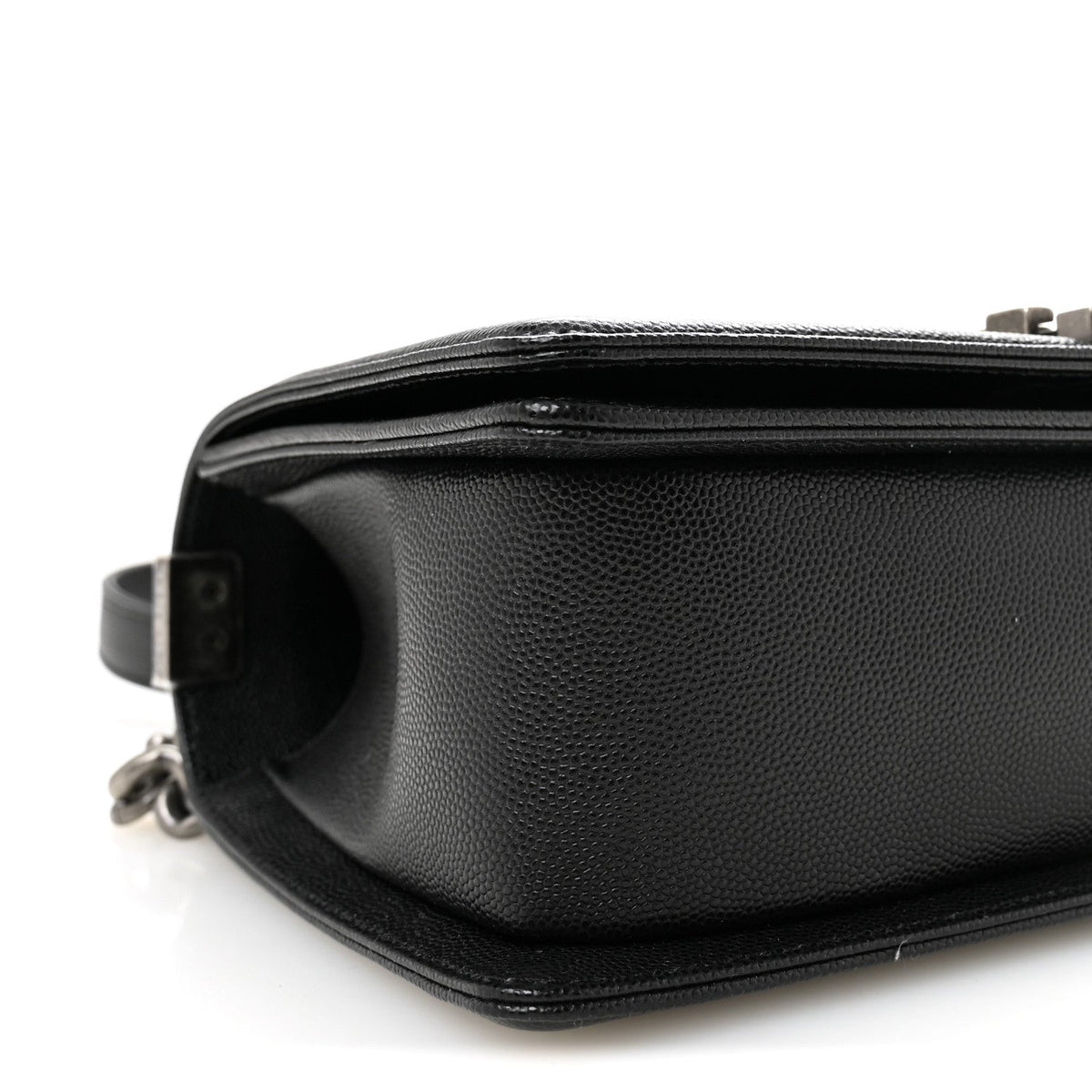 Caviar Quilted Medium Boy Flap Black