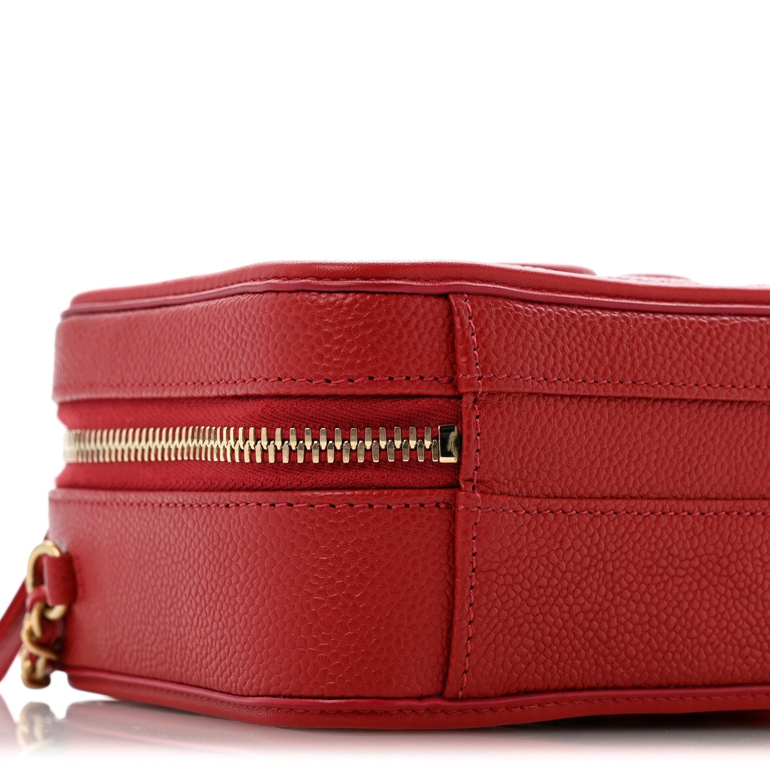 Caviar Quilted Small CC Filigree Vanity Case Red