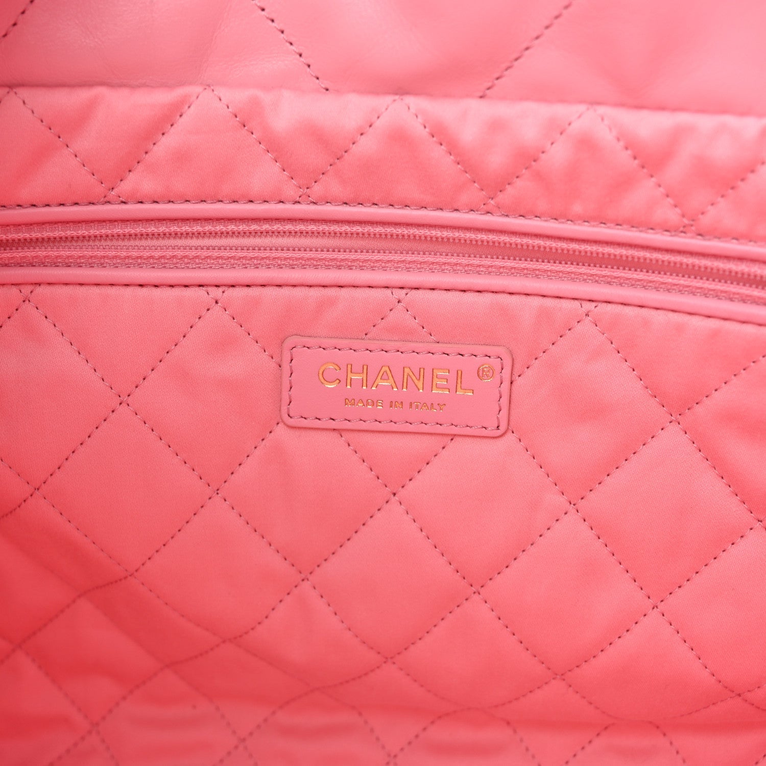 Shiny Calfskin Quilted Small Chanel 22 Dark Pink