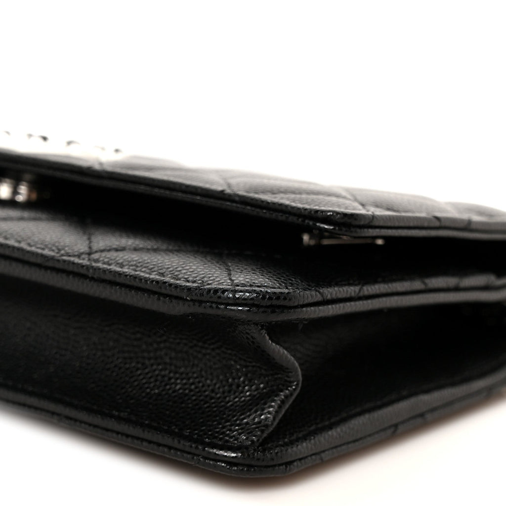 Caviar Quilted Chanel 19 Wallet On Chain WOC Black White