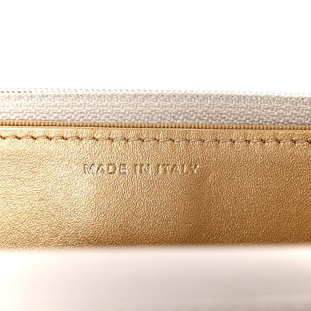 Lambskin Quilted CC Pearl Crush Wallet on Chain WOC Grey