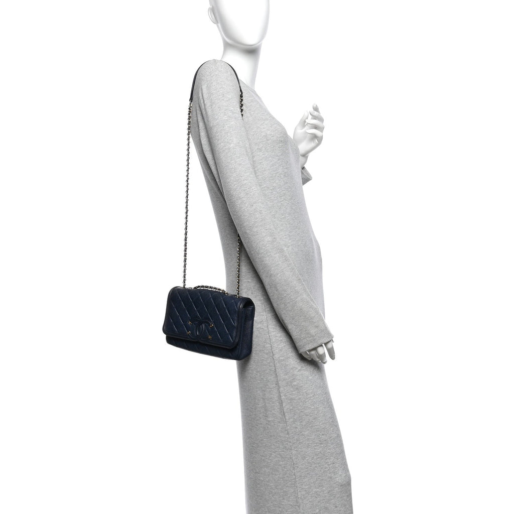 Caviar Quilted Small CC Filigree Flap Navy Black