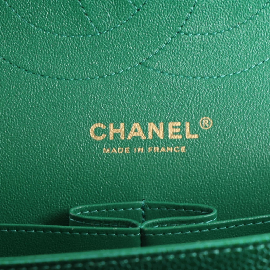 Metallic Caviar Quilted Jumbo Double Flap Green