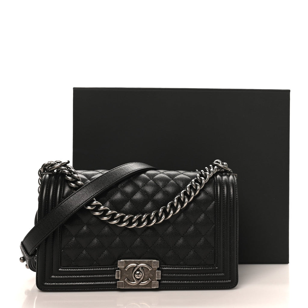 Caviar Quilted Medium Boy Flap Black