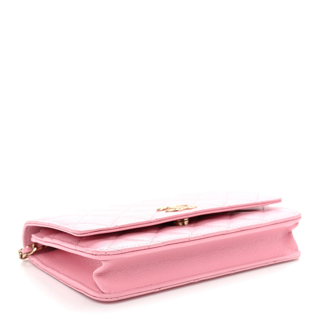 Caviar Quilted Multi Chain Wallet On Chain WOC Light Pink