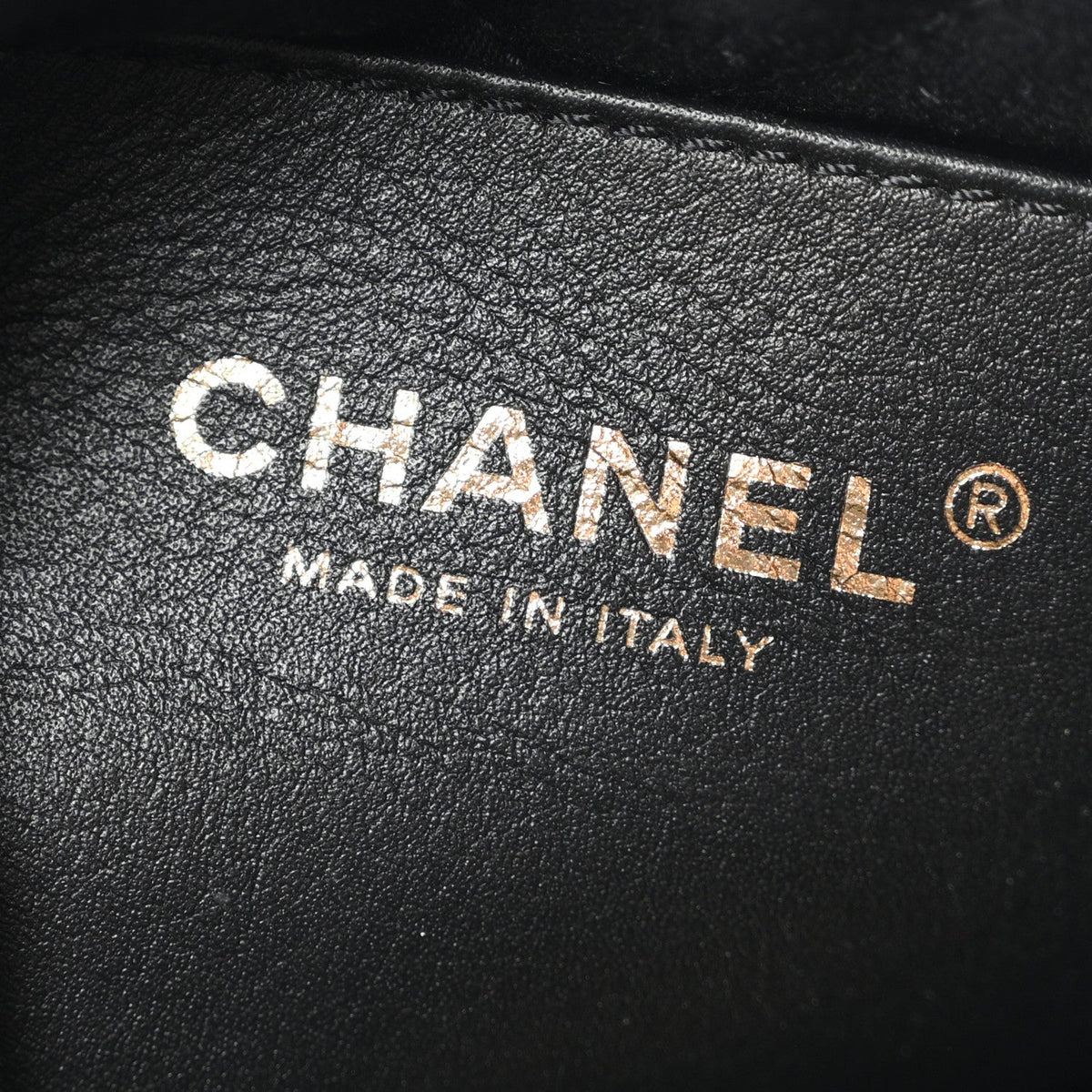 Shiny Calfskin Quilted Mini Chanel 22 Black