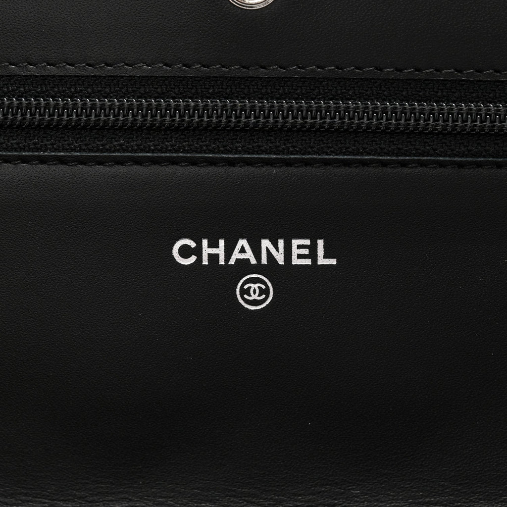 Patent Quilted Wallet On Chain WOC Black