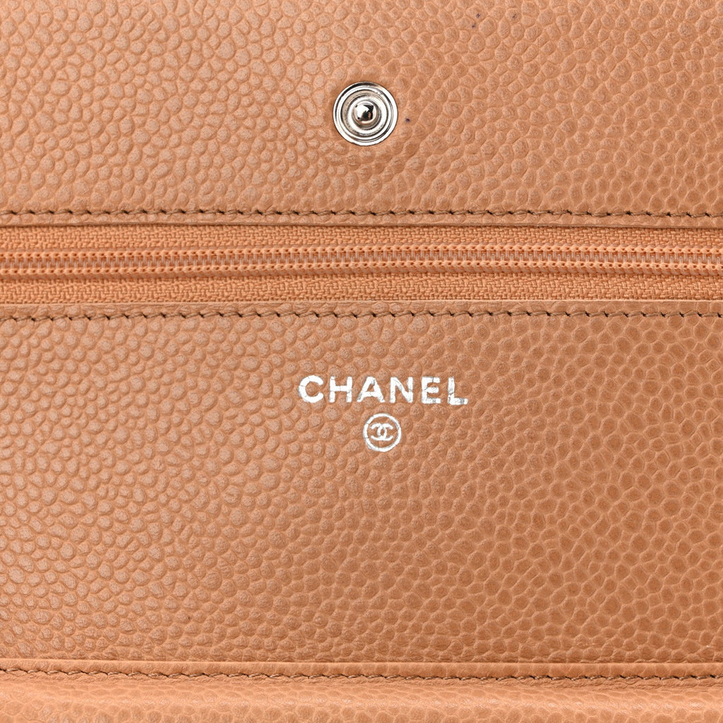 Caviar Quilted Wallet on Chain WOC Beige