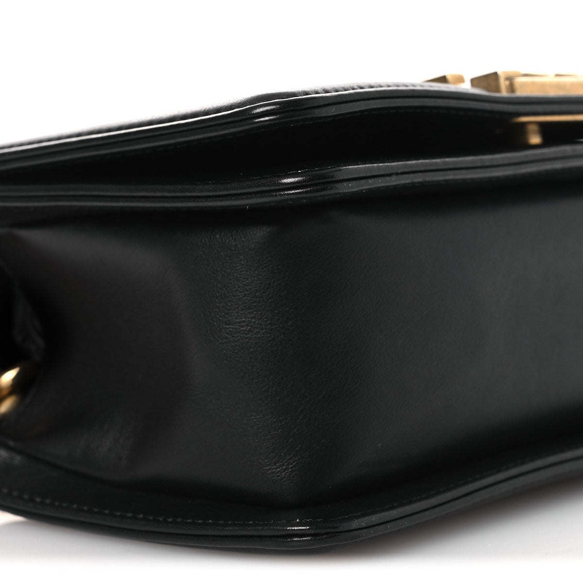 Calfskin Chevron Quilted Medium Boy Flap Black