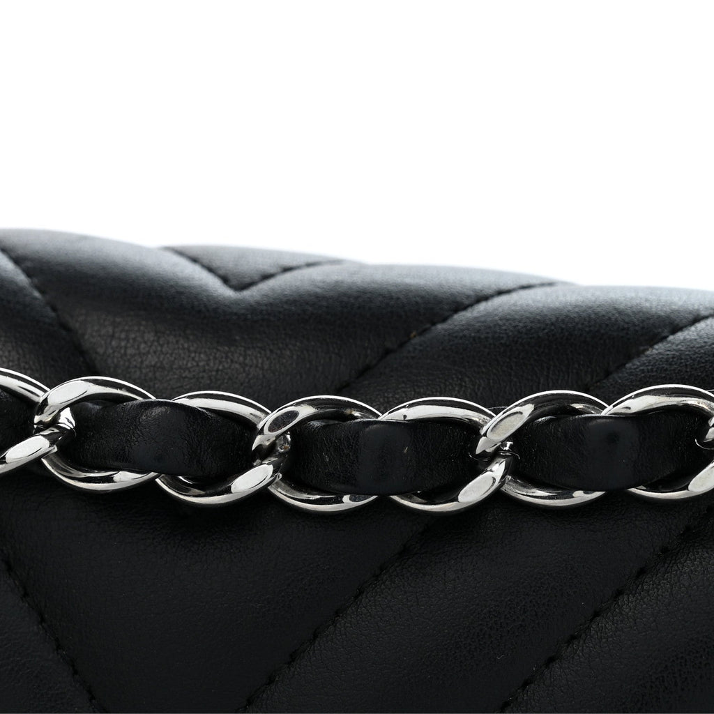 Lambskin Chevron Quilted Medium Double Flap Black
