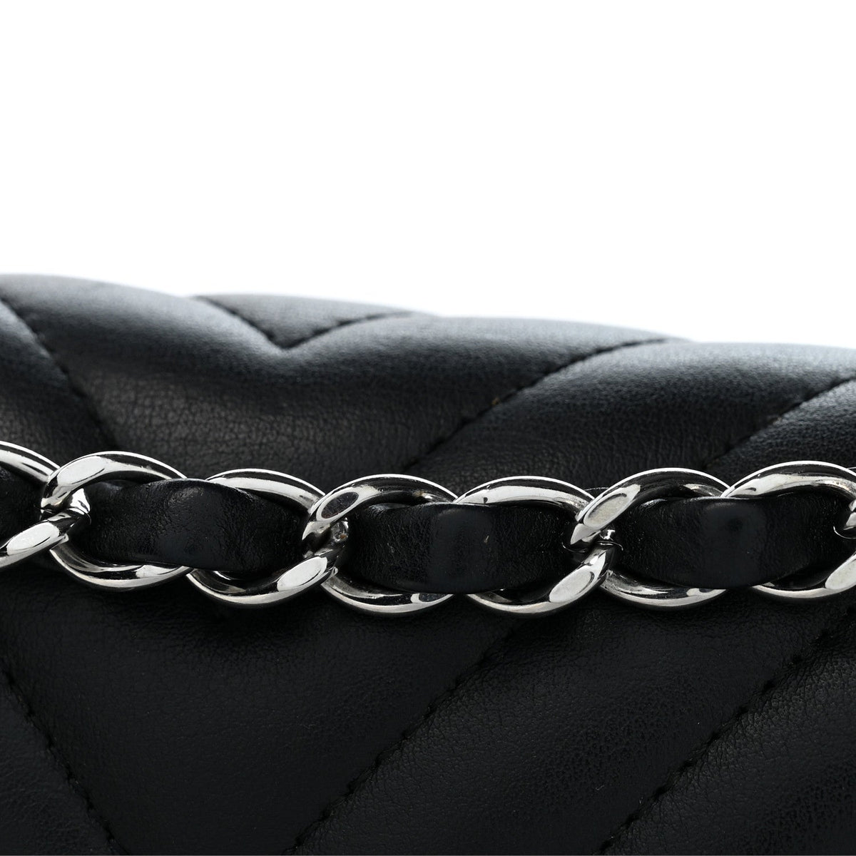 Lambskin Chevron Quilted Medium Double Flap Black