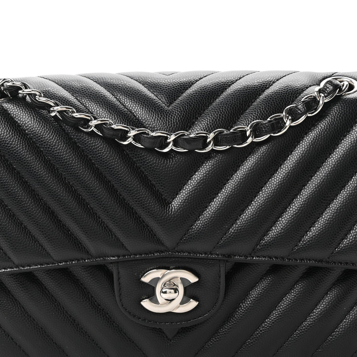 Caviar Chevron Quilted Medium Double Flap Black