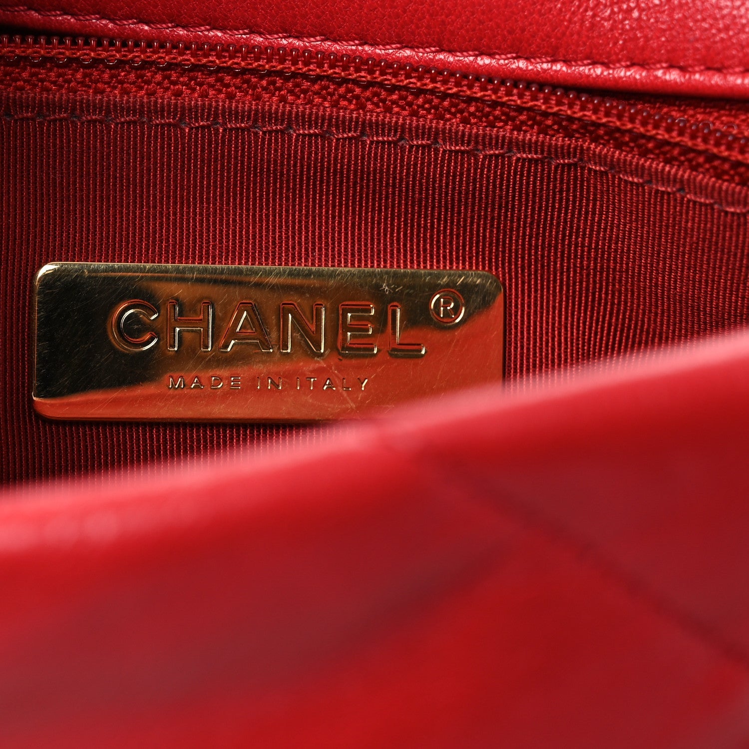 Lambskin Quilted Medium Chanel 19 Flap Red