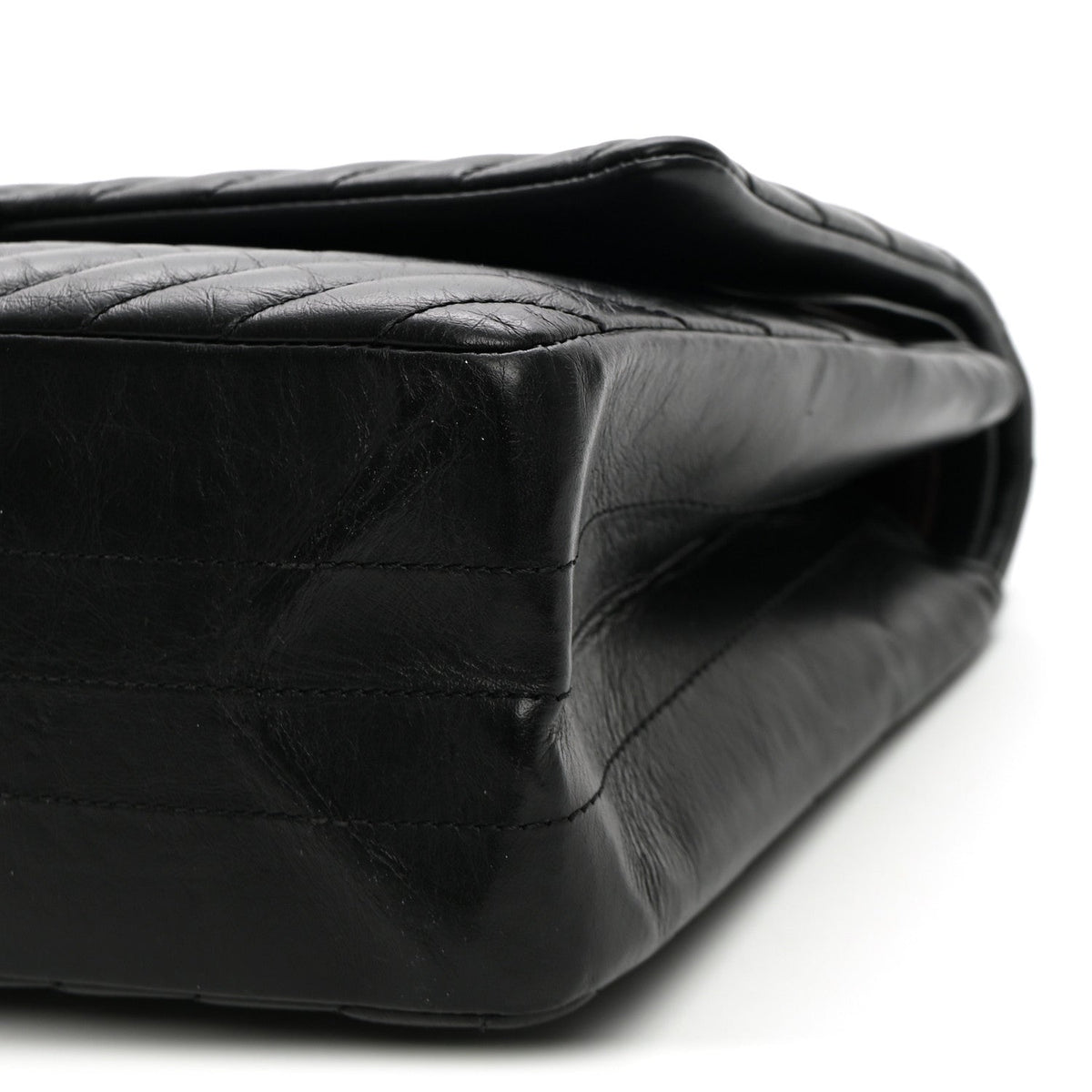 Aged Calfskin Chevron Quilted 2.55 Reissue 226 So Black