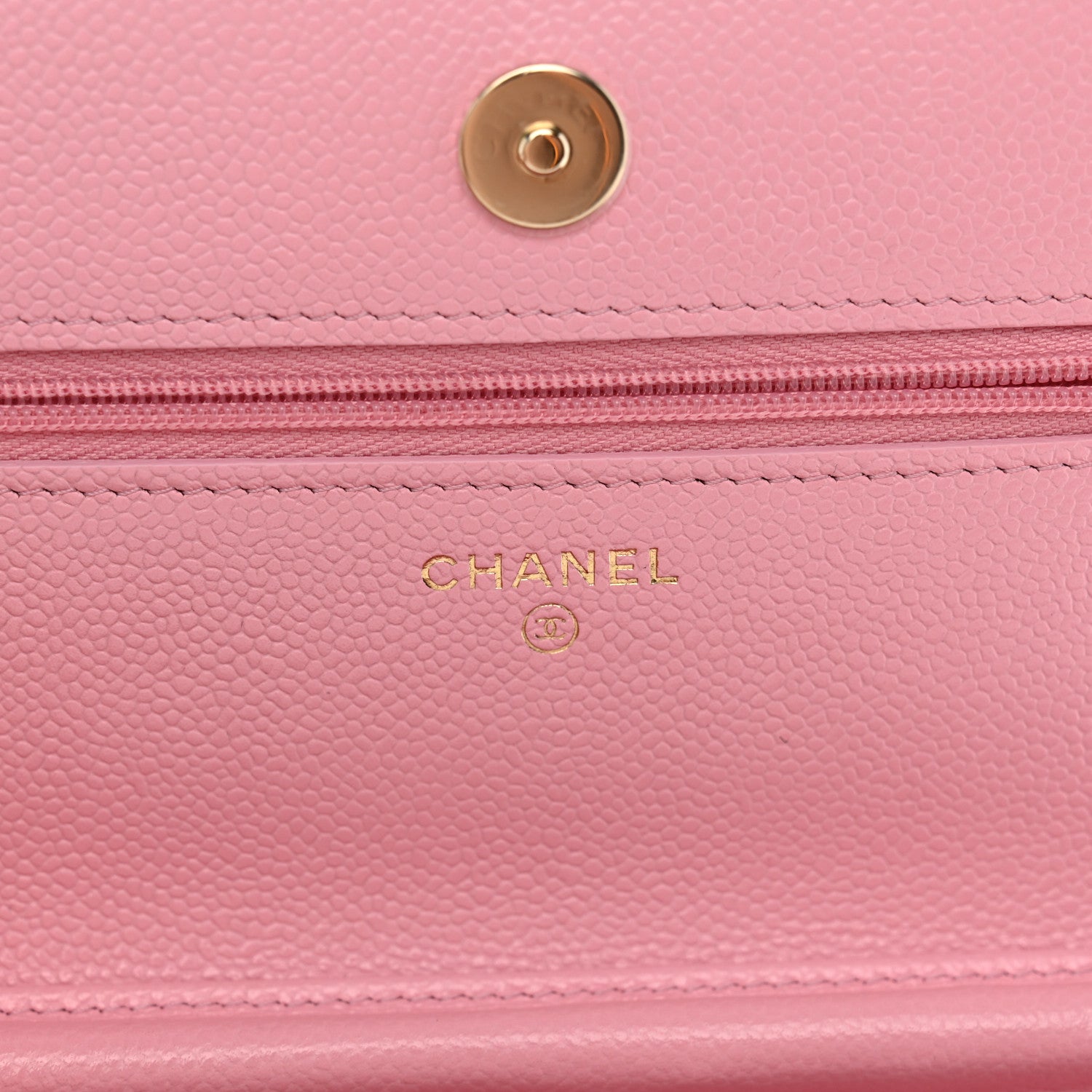 Caviar Quilted Multi Chain Wallet On Chain WOC Light Pink