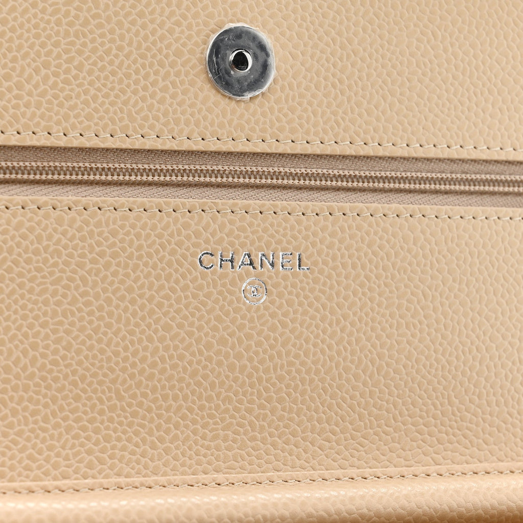 Caviar Quilted Wallet on Chain WOC Beige