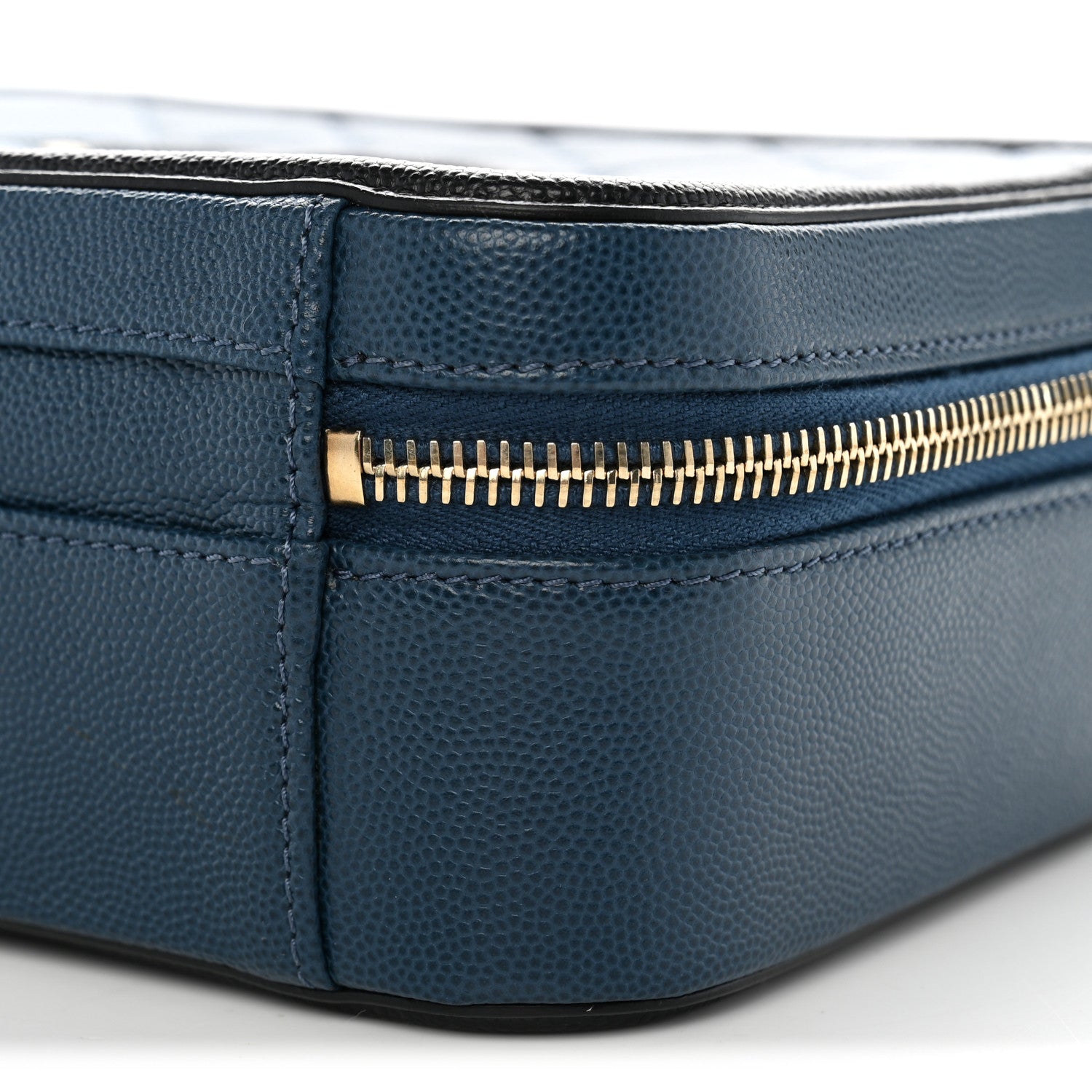 Caviar Quilted Medium CC Filigree Vanity Case Navy Black