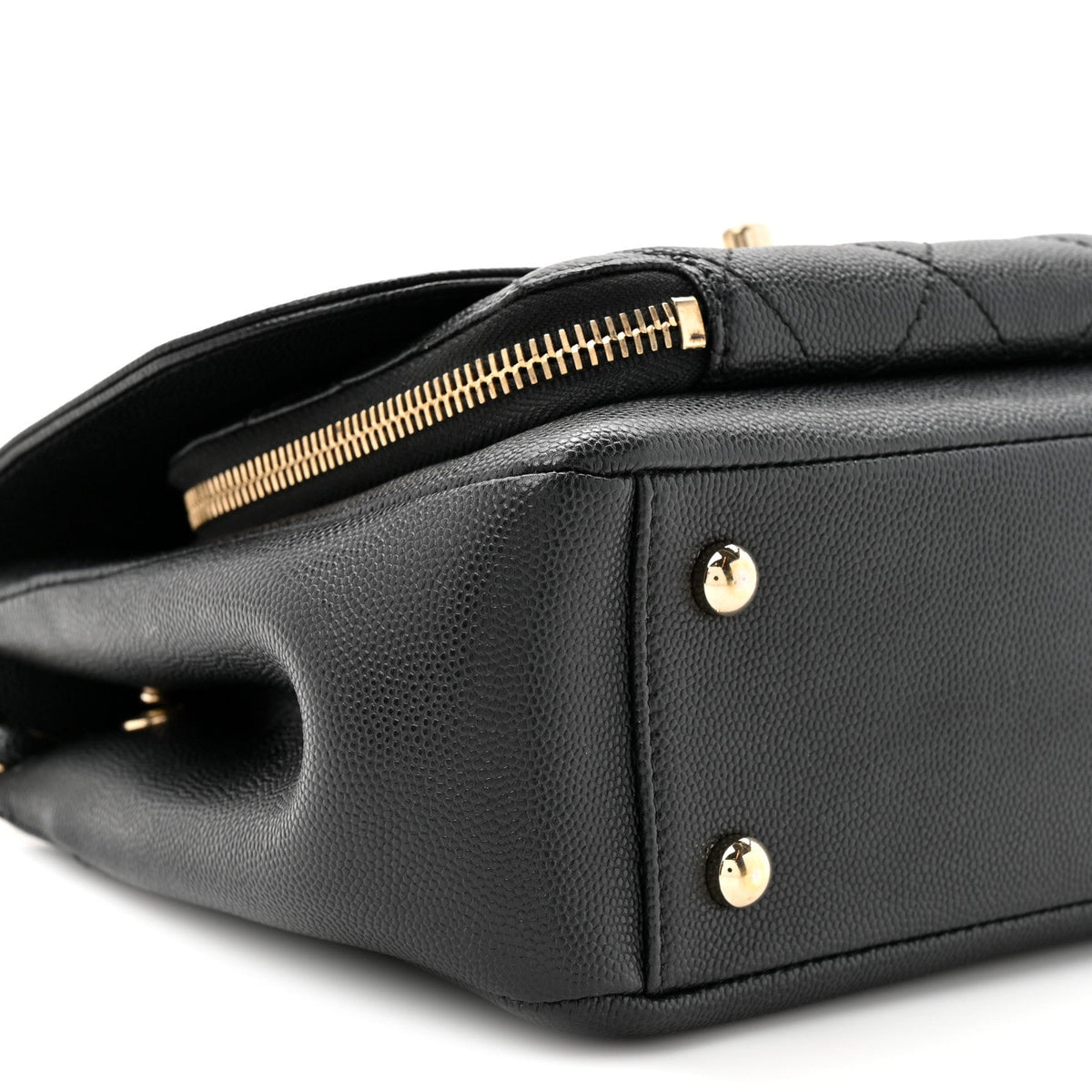 Caviar Quilted Medium Business Affinity Flap Black