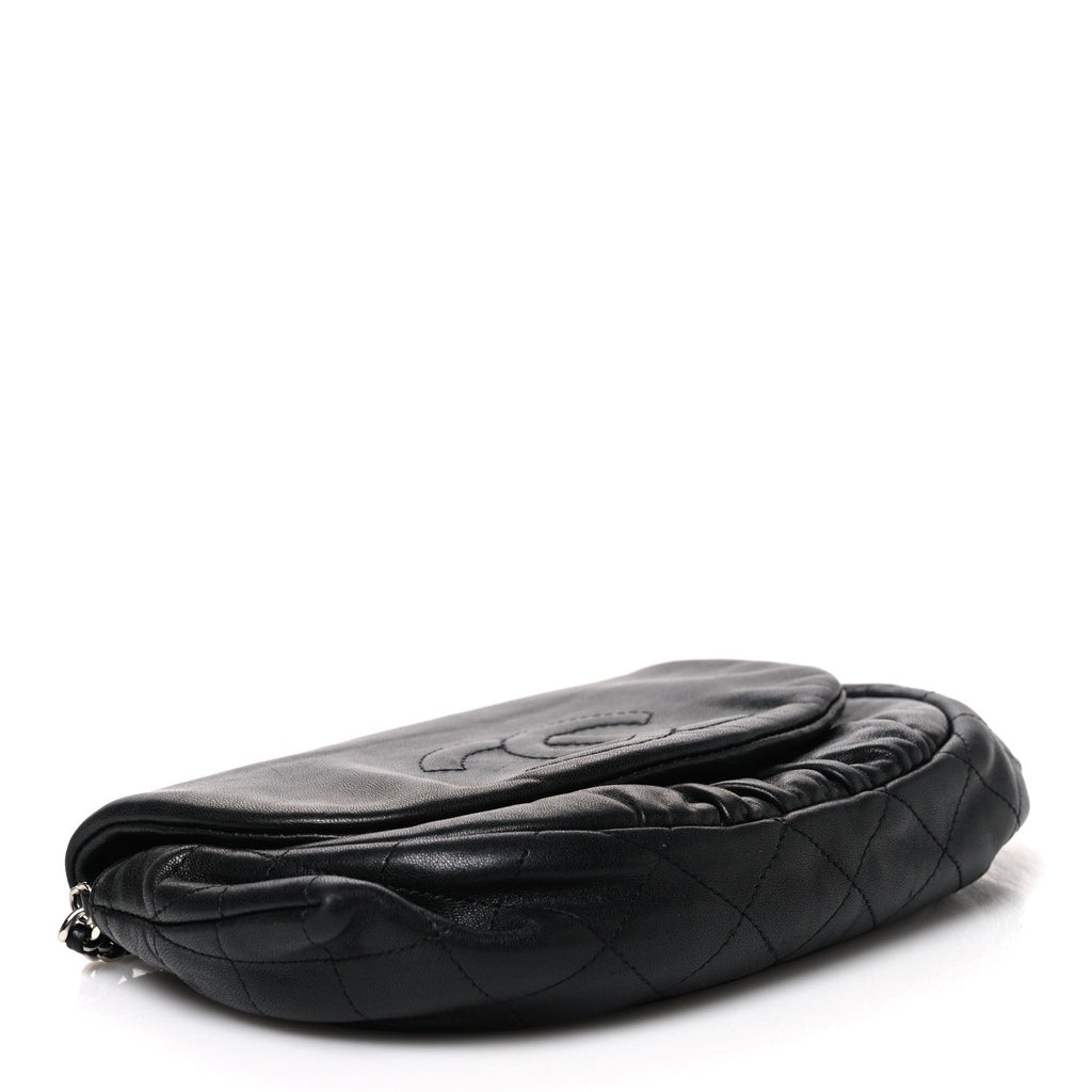Lambskin Half Moon Wallet On Chain WOC Black