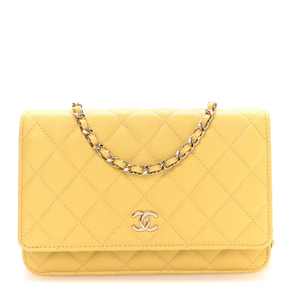 Caviar Quilted Tiny CC Wallet On Chain WOC Yellow