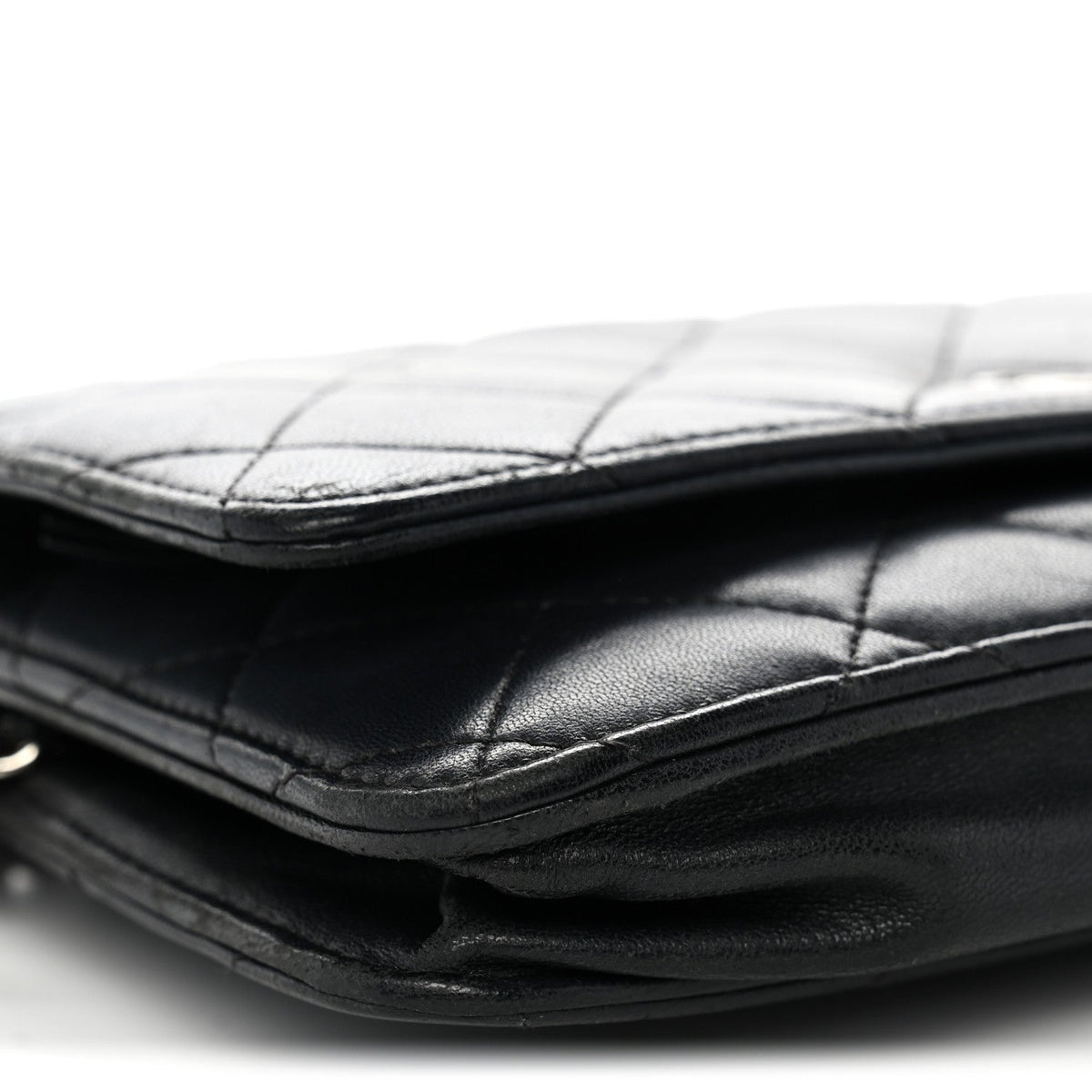 Lambskin Quilted Wallet On Chain WOC Black