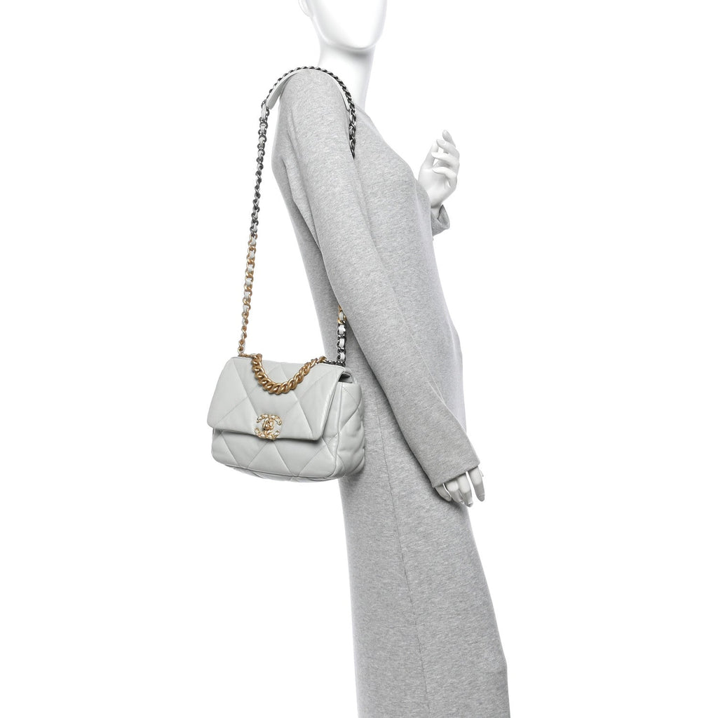 Lambskin Quilted Medium Chanel 19 Flap Grey