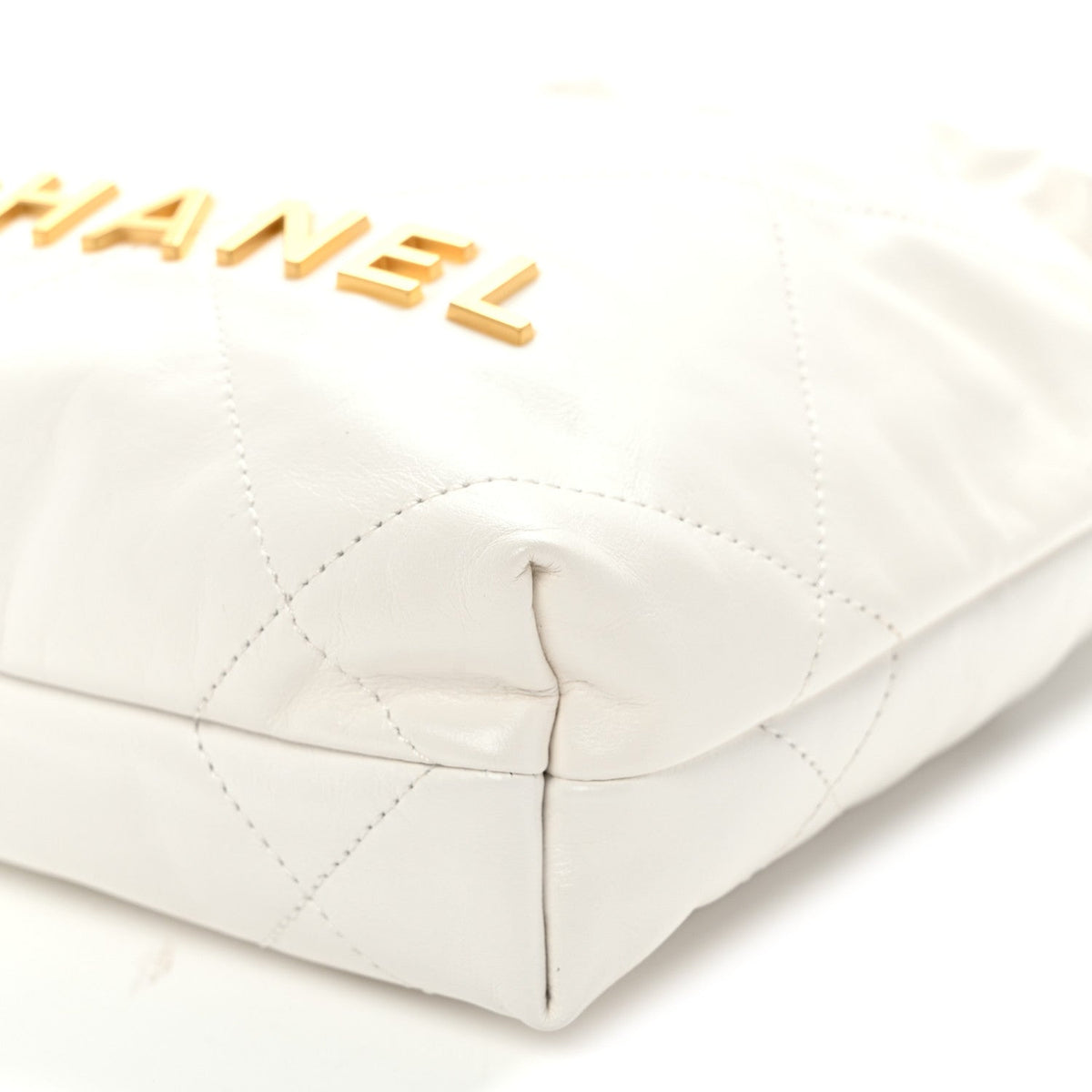 Shiny Calfskin Quilted Mini Chanel 22 White