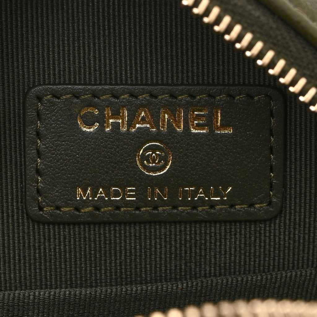 Lambskin Quilted Chanel 19 Round Clutch With Chain Green