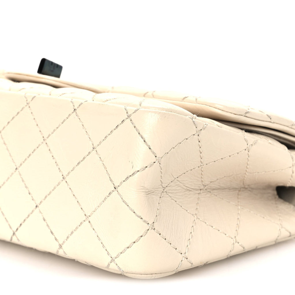 Aged Calfskin Quilted 2.55 Reissue 225 Flap White