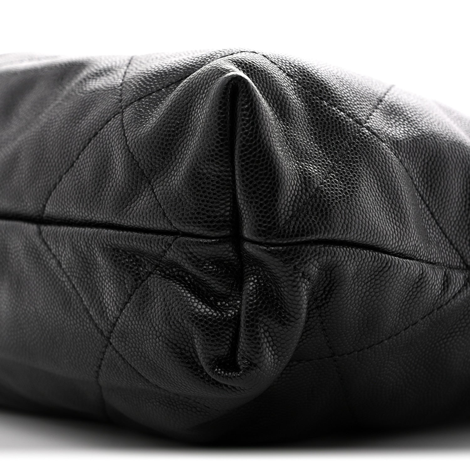 Shiny Caviar Quilted Monochrome Small Chanel 22 Black