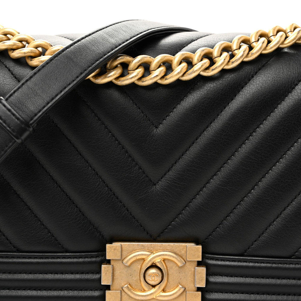 Calfskin Chevron Quilted Medium Boy Flap Black